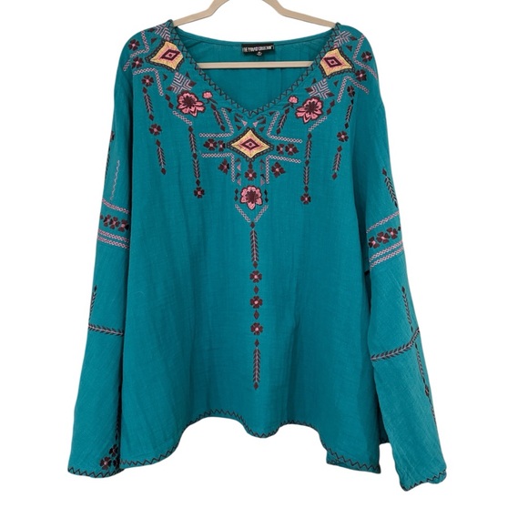 The Pyramid Collection Teal Embroidered Top Size 3X - Picture 2 of 3